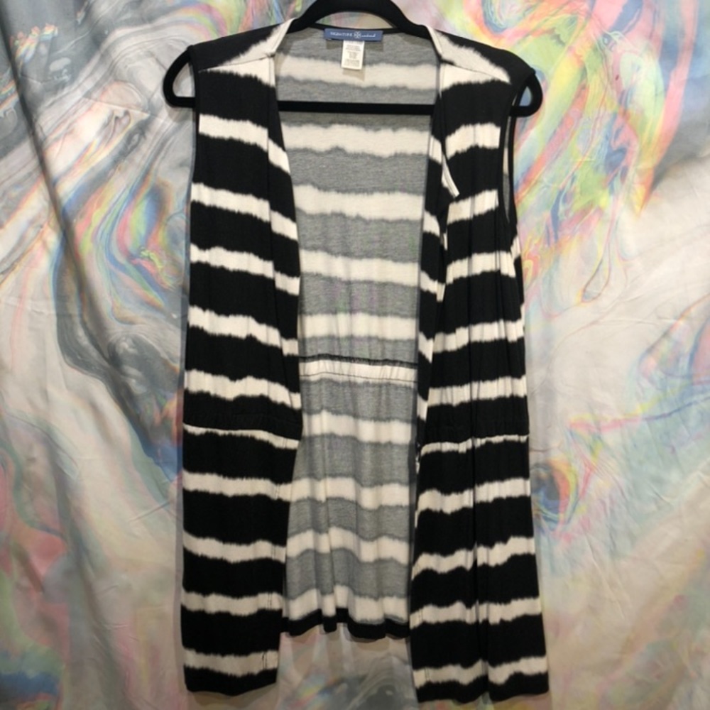 the die black stripe vest